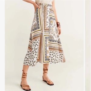 Mango A-line button-up abstract skirt